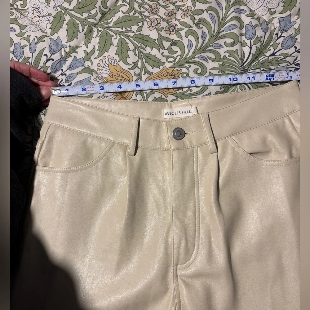 Avec Les Filles Cream Faux Leather Straight Leg Cropped Pants S